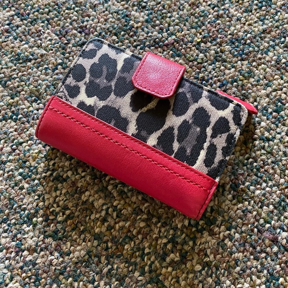 Coach Handbags - Coach Leopard Bifold 🧡